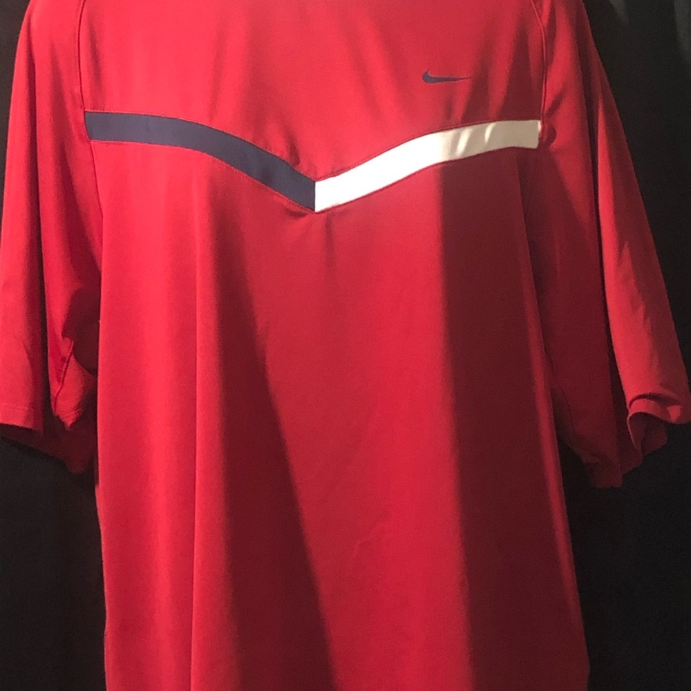 Nike t shirt